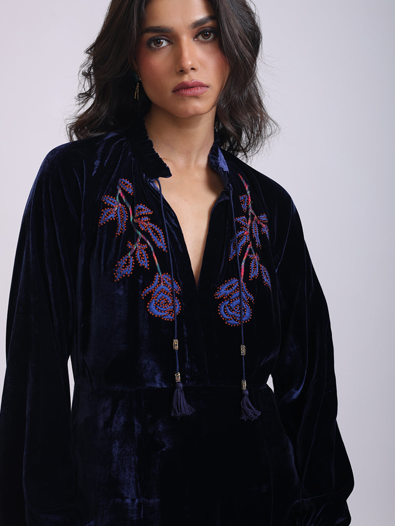 VEENA LONG DRESS IN SILK VELVET  HAND EMBROIDERERD NECKLINE