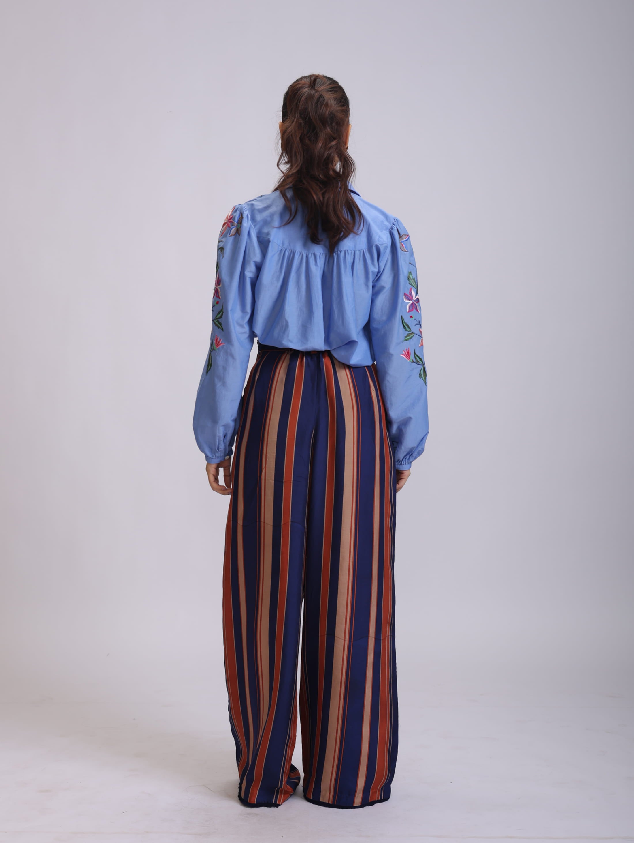BIYANKA BLOUSE PANORAMA FLOWER EMBROIDERY