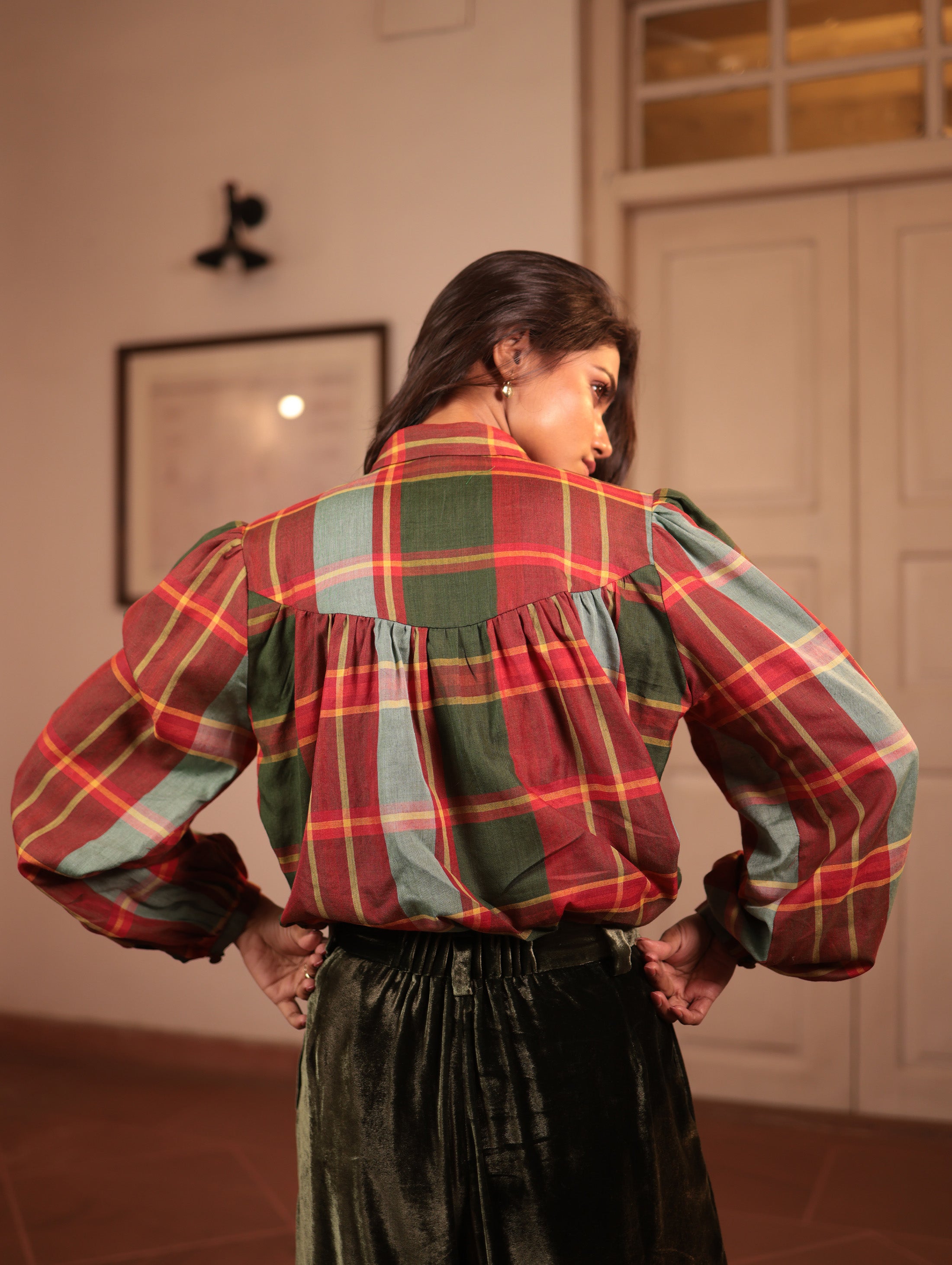 BIANKA BLOUSE WITH GLOW ROSE EMBROIDERY In CO/SILK