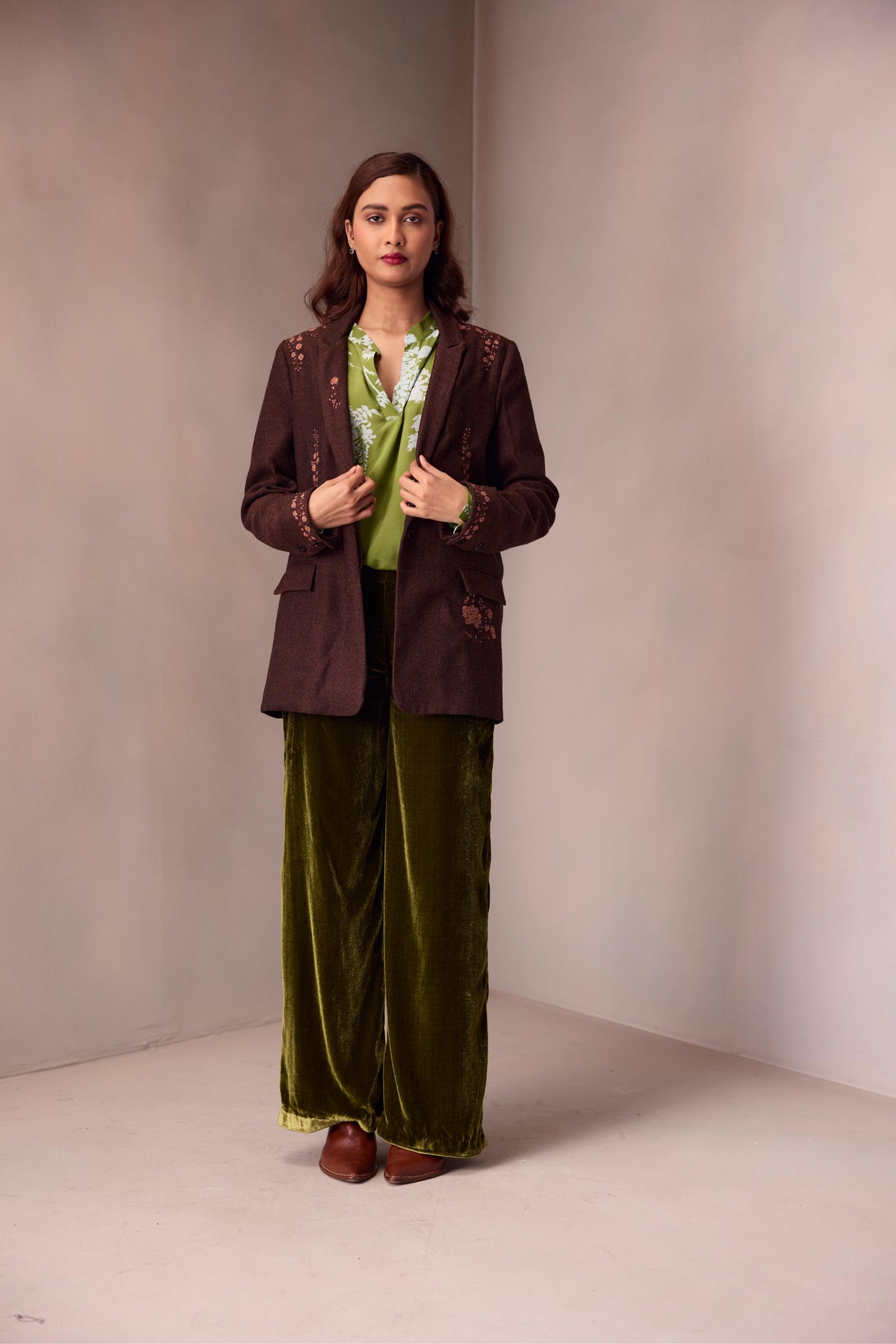 Jasmine Blazer In Merino Wool With Cashmere Hand Embroidery