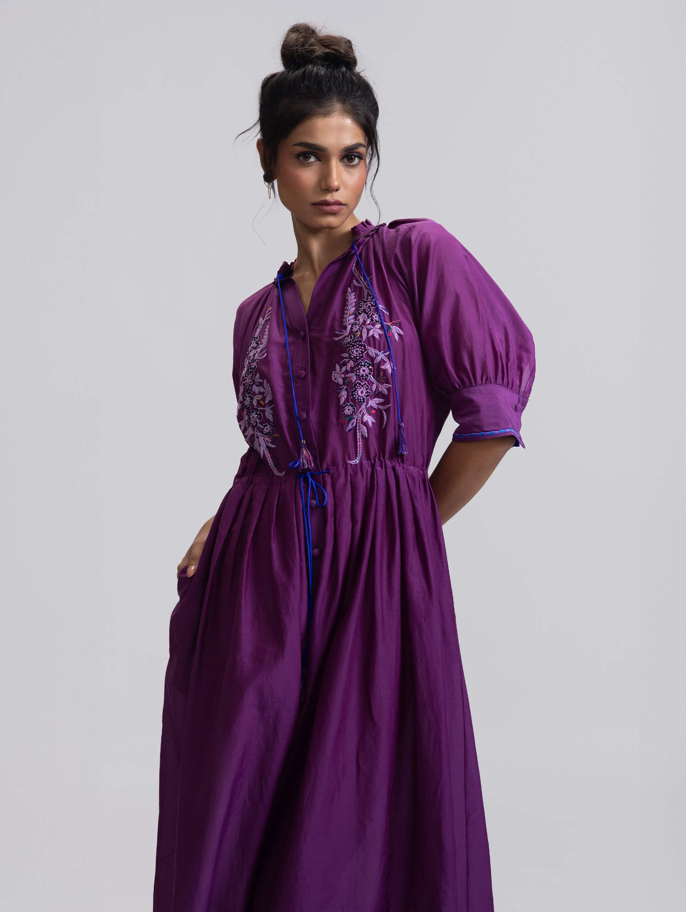 GAVIE DRESS PEACE EMB