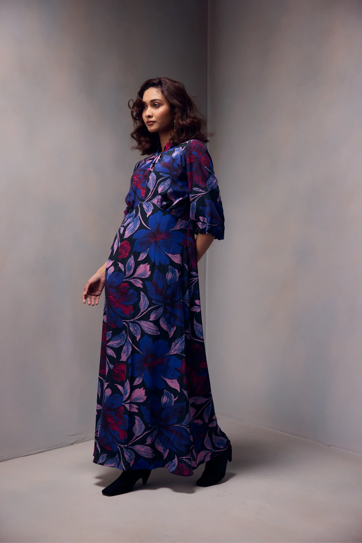Nikita Dress Long in Printed Silk