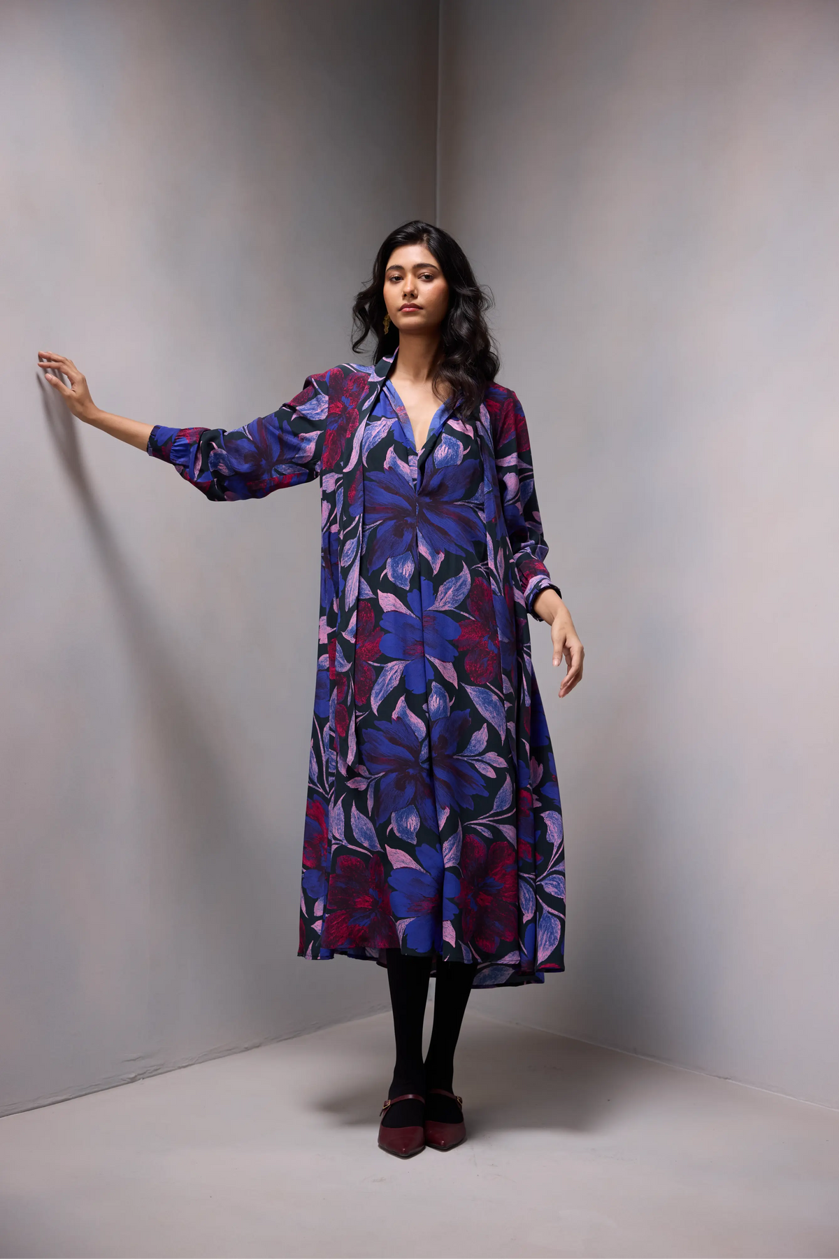 Lisa Tie Dress in Printed Silk