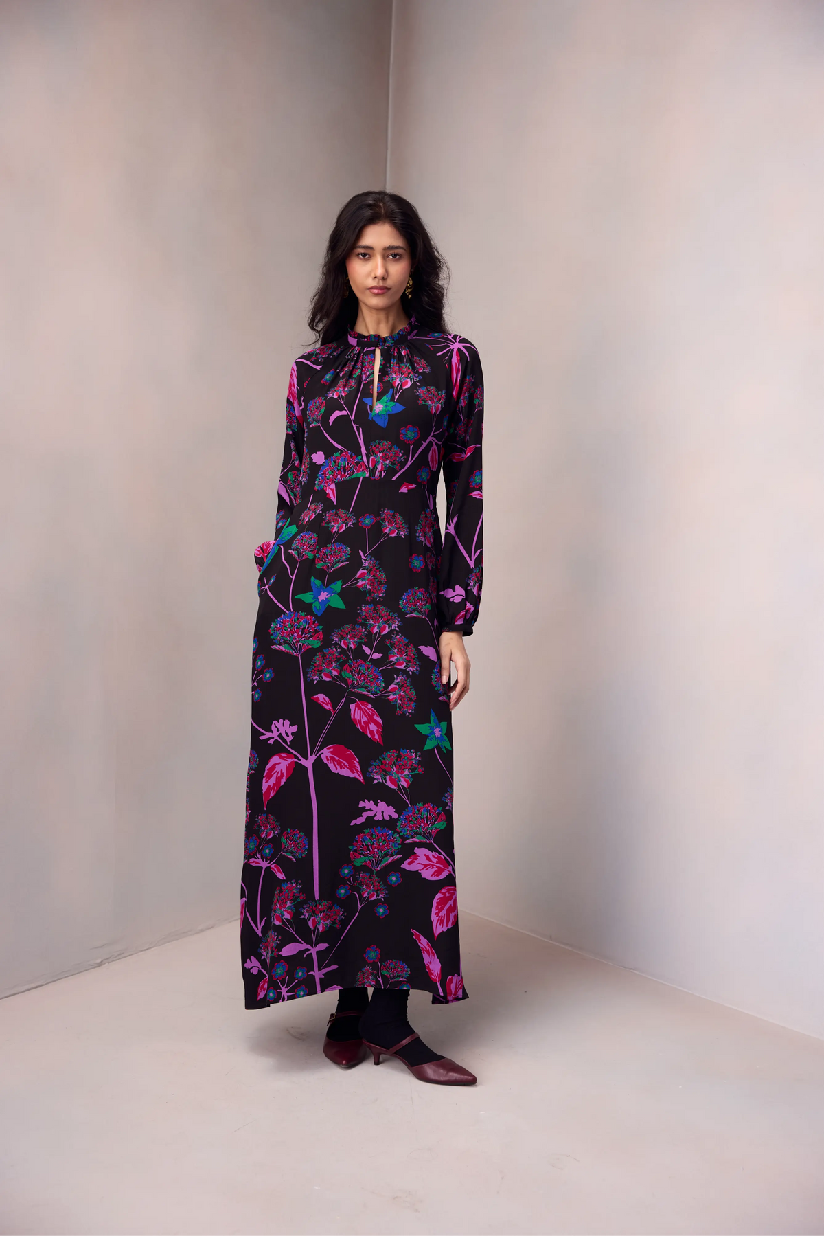 Veena Dress Long In Printed Silk MiDi length