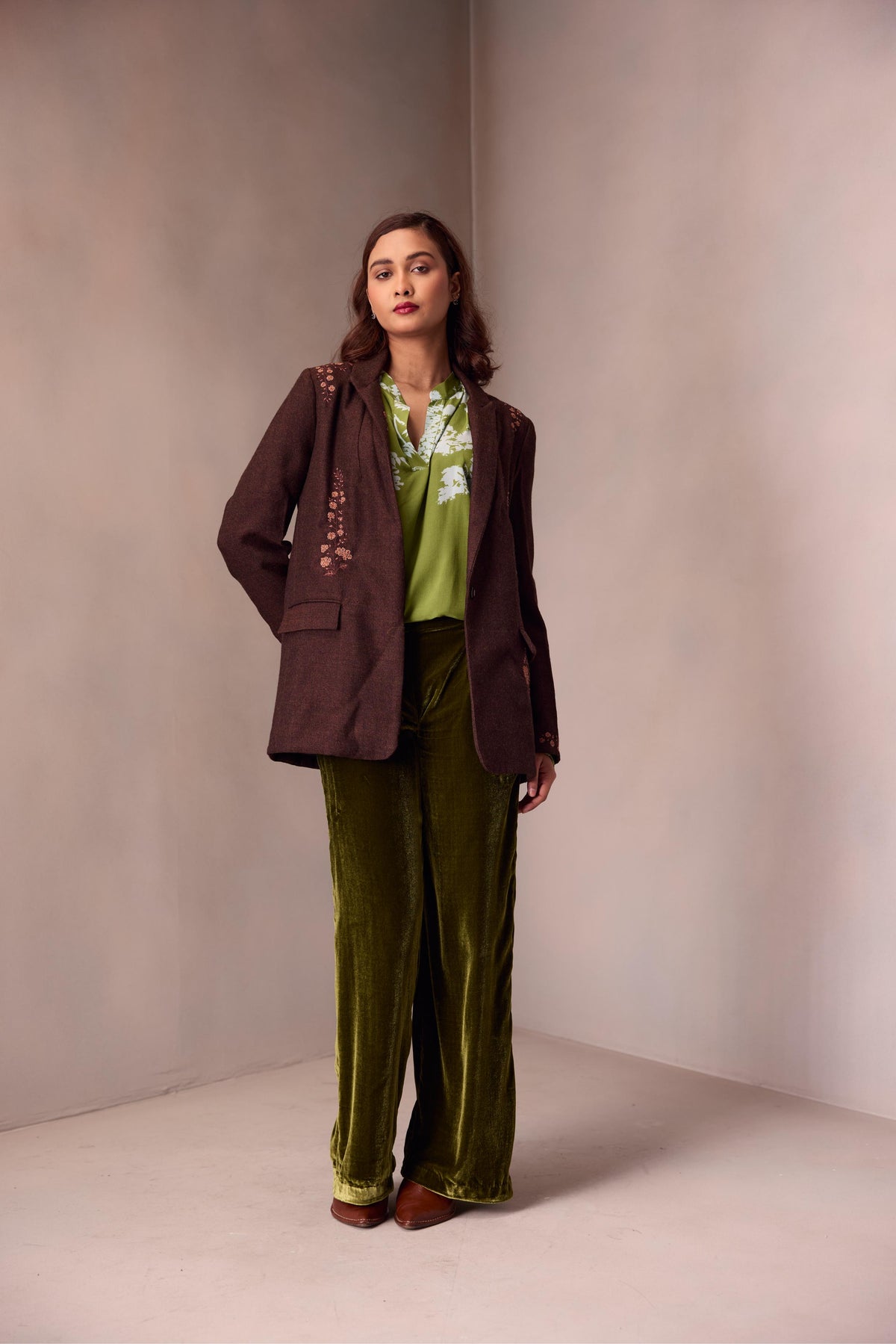 Jasmine Blazer In Merino Wool With Cashmere Hand Embroidery