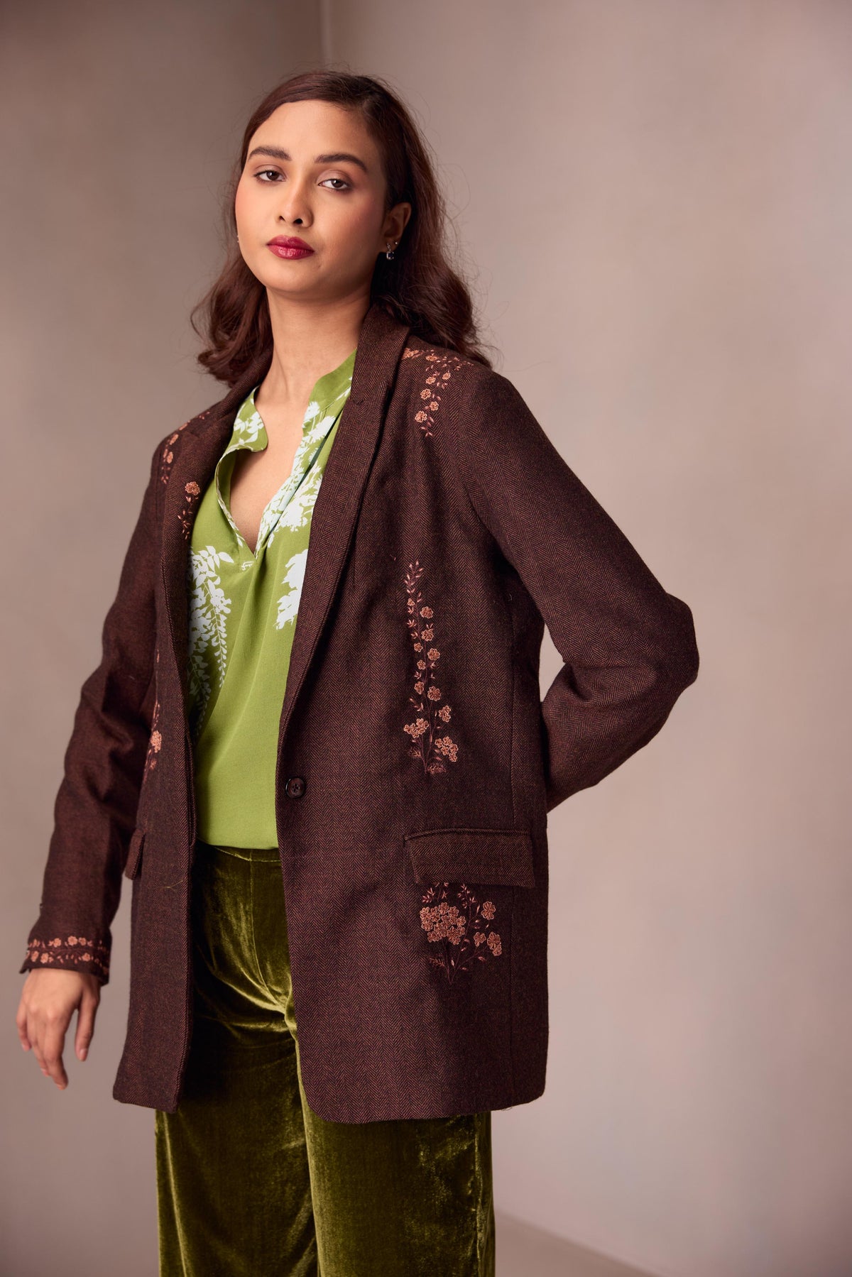 Jasmine Blazer In Merino Wool With Cashmere Hand Embroidery