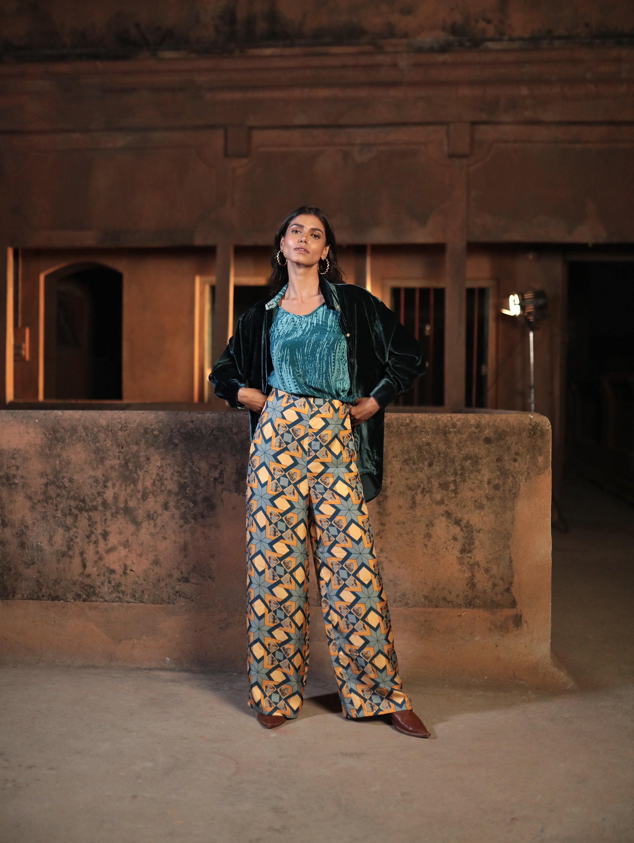YASHIKA BLOUSE SILK VELVET