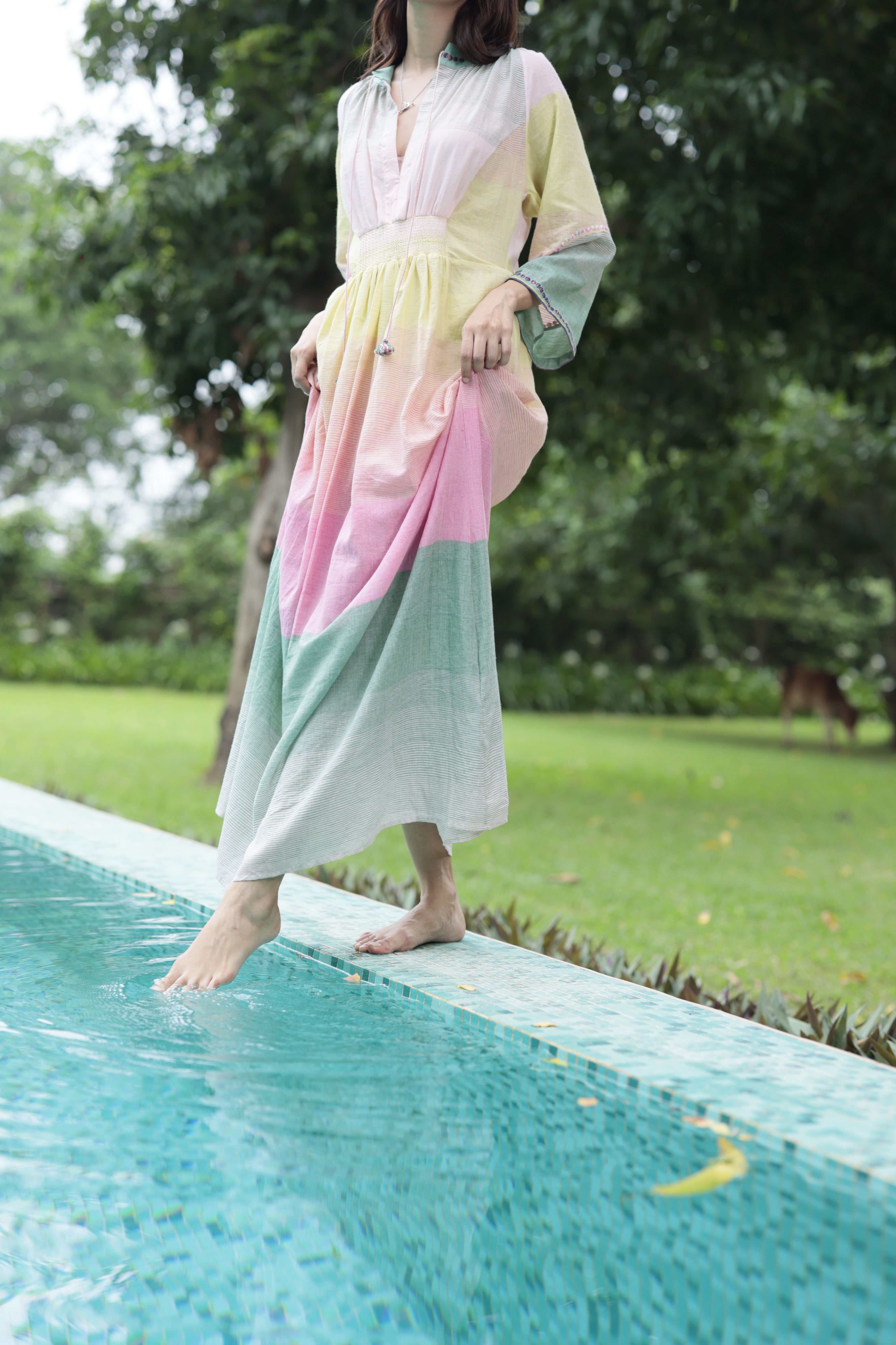 ADVA DRESS HANDLOOM  MUSLIN