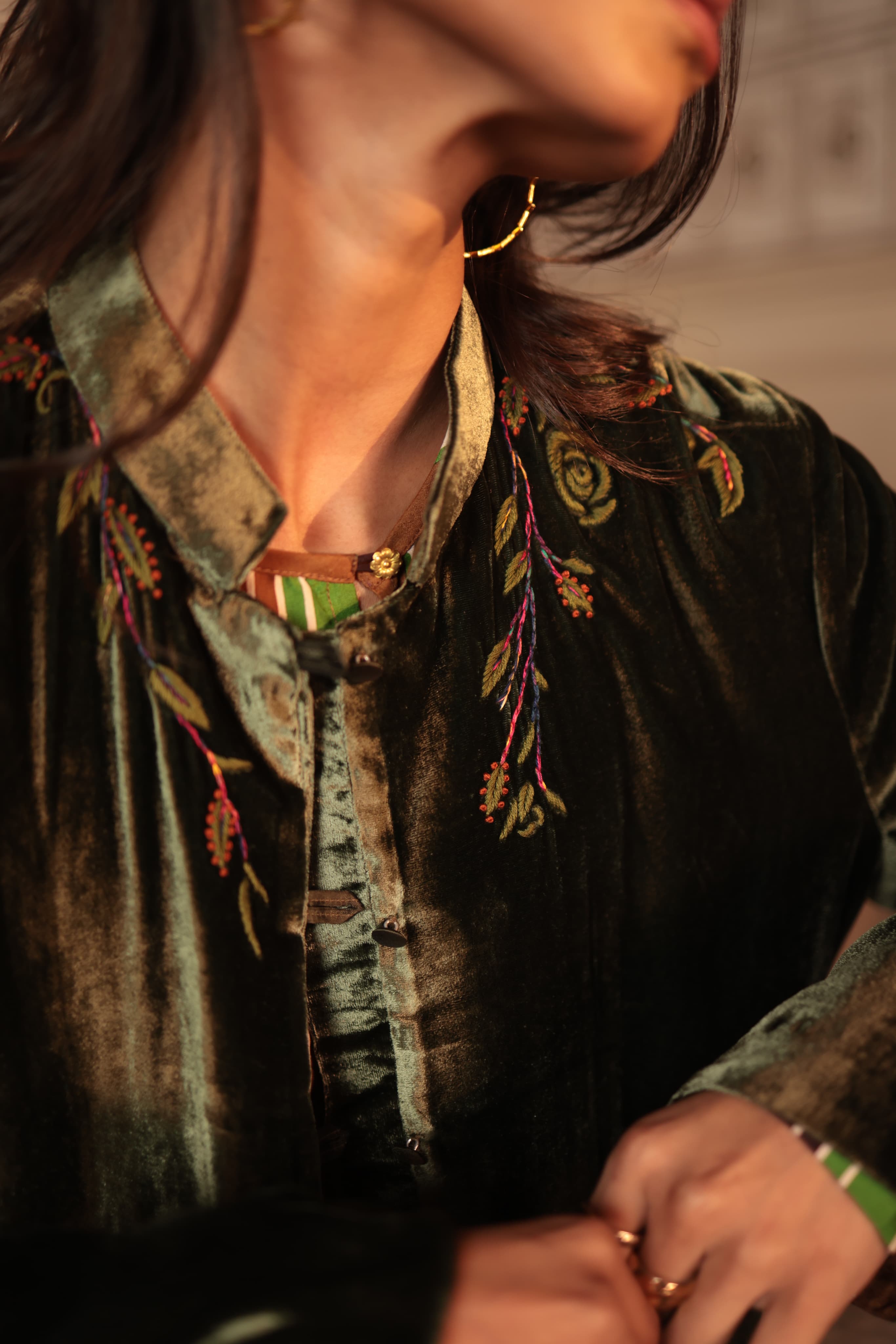 SAMEERA JACKET ROSE EMBROIDERY IN SILK VELVET
