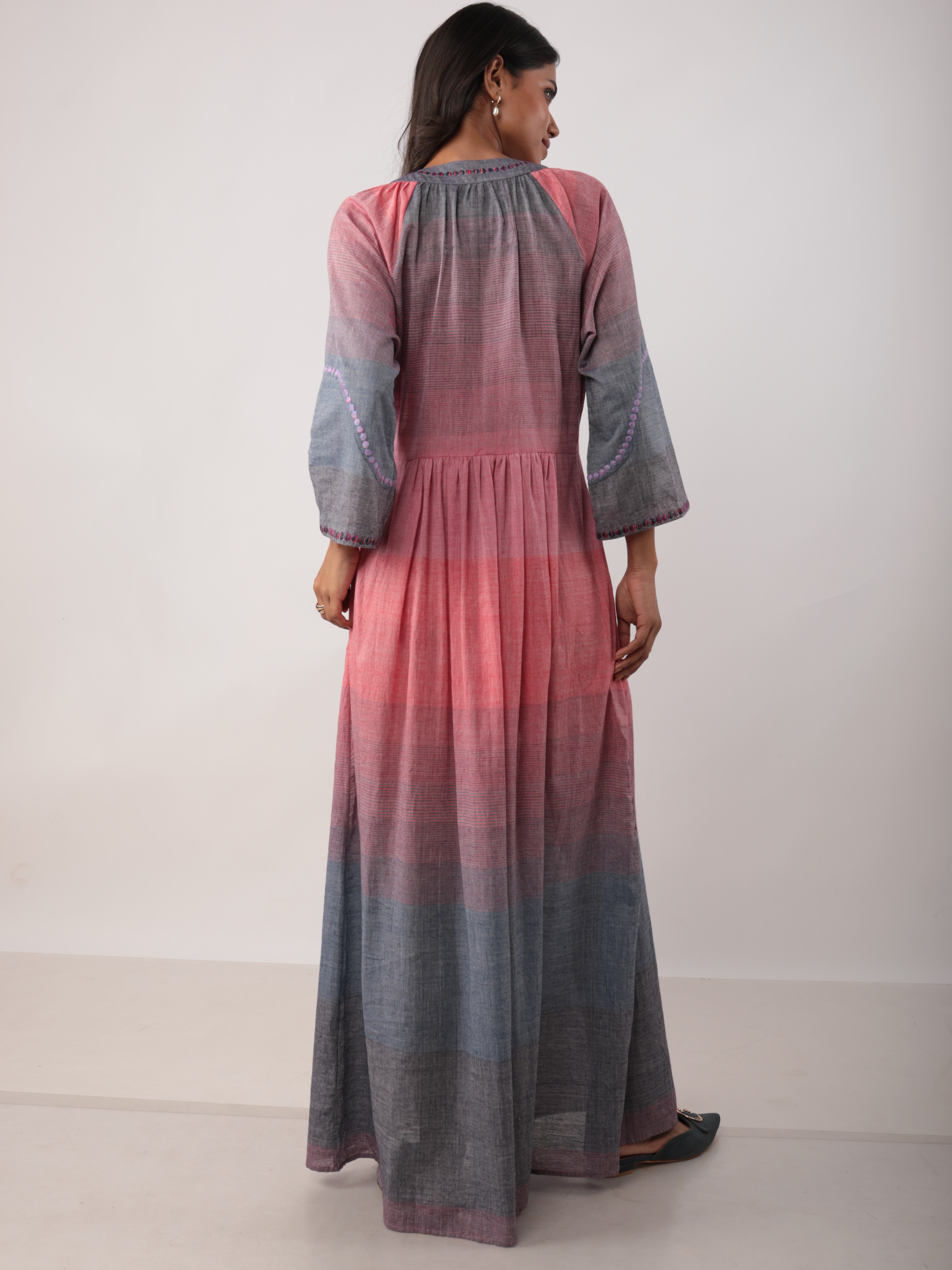 ADVA DRESS HANDLOOM  MUSLIN